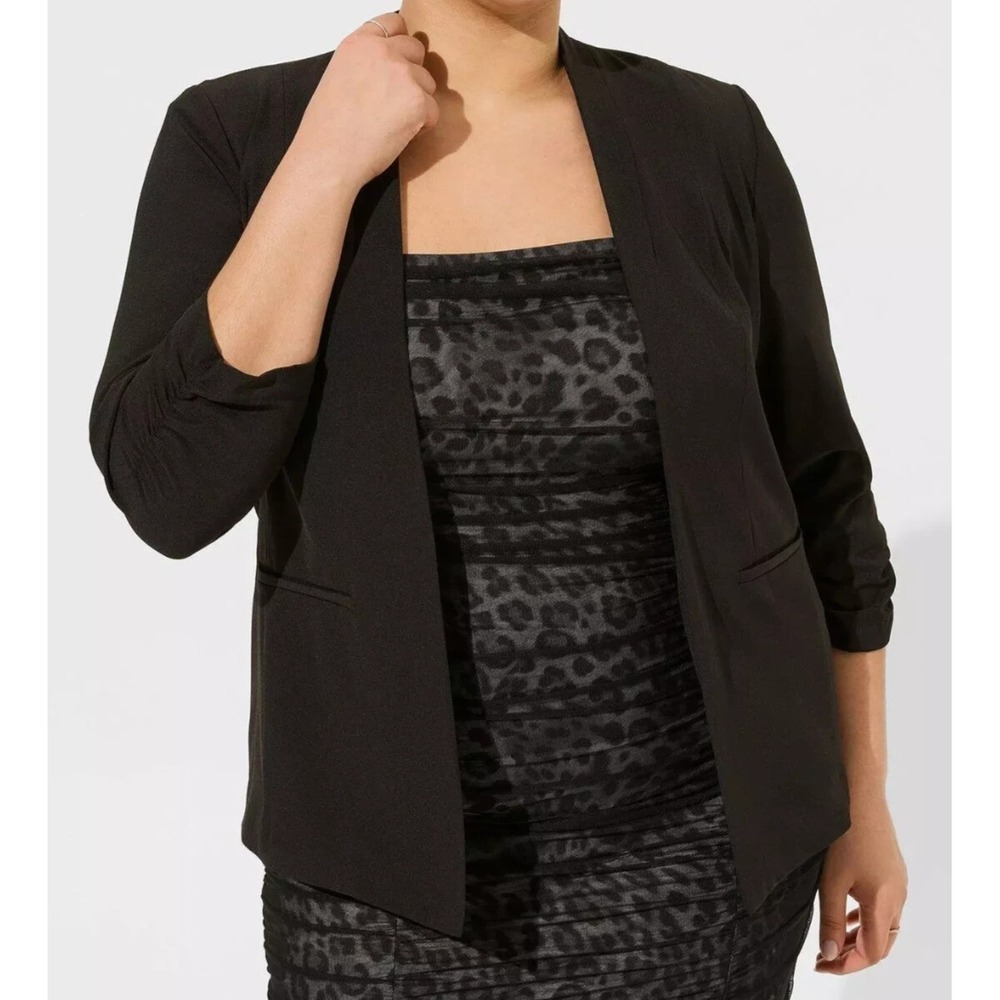 NWT Torrid Studio Crepe Collarless Blazer Jacket Black Office Pro Plus Size 3 3X - Picture 12 of 14